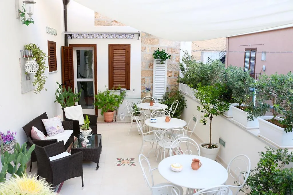 Tam Vacanze B&B Cinisi Oda ve Kahvaltı
